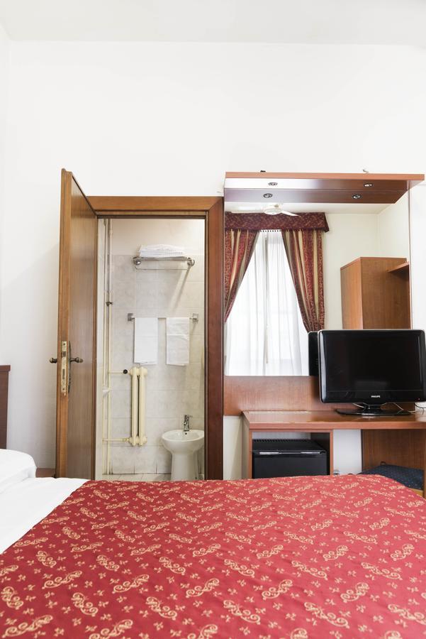 Hotel Marsala Rome Exterior photo